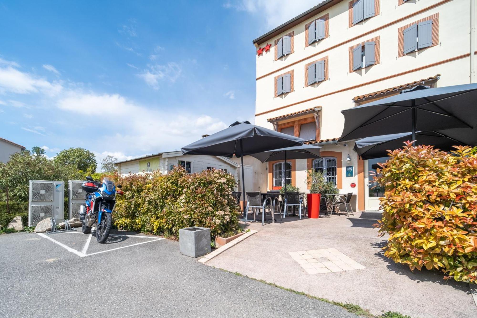 Hotel Restaurant Du Lauragais Logis De France Villefranche-de-Lauragais Bagian luar foto